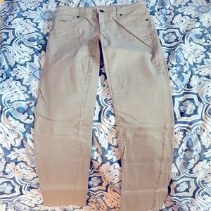 Comfortable Skinny Khakis